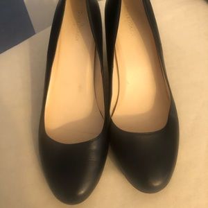 Cole Haan Black Leather Wedges 9.5B EUC
